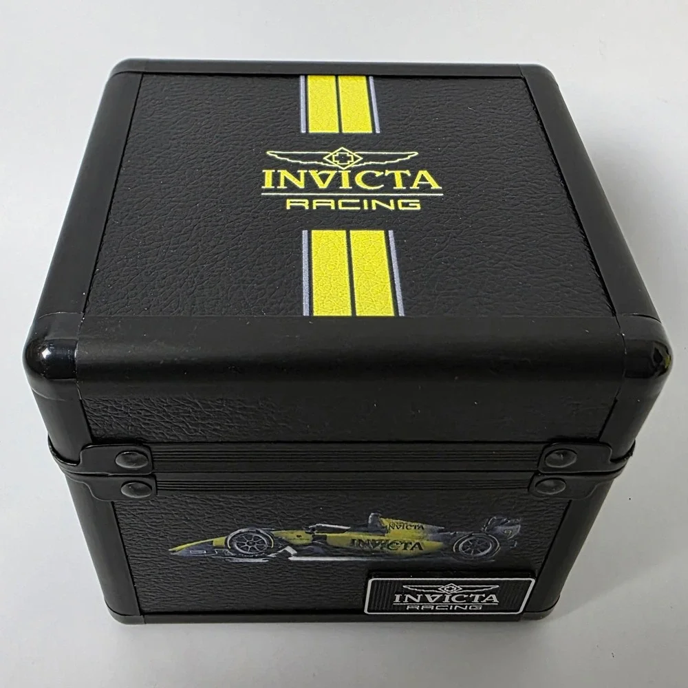Invicta authentic racing